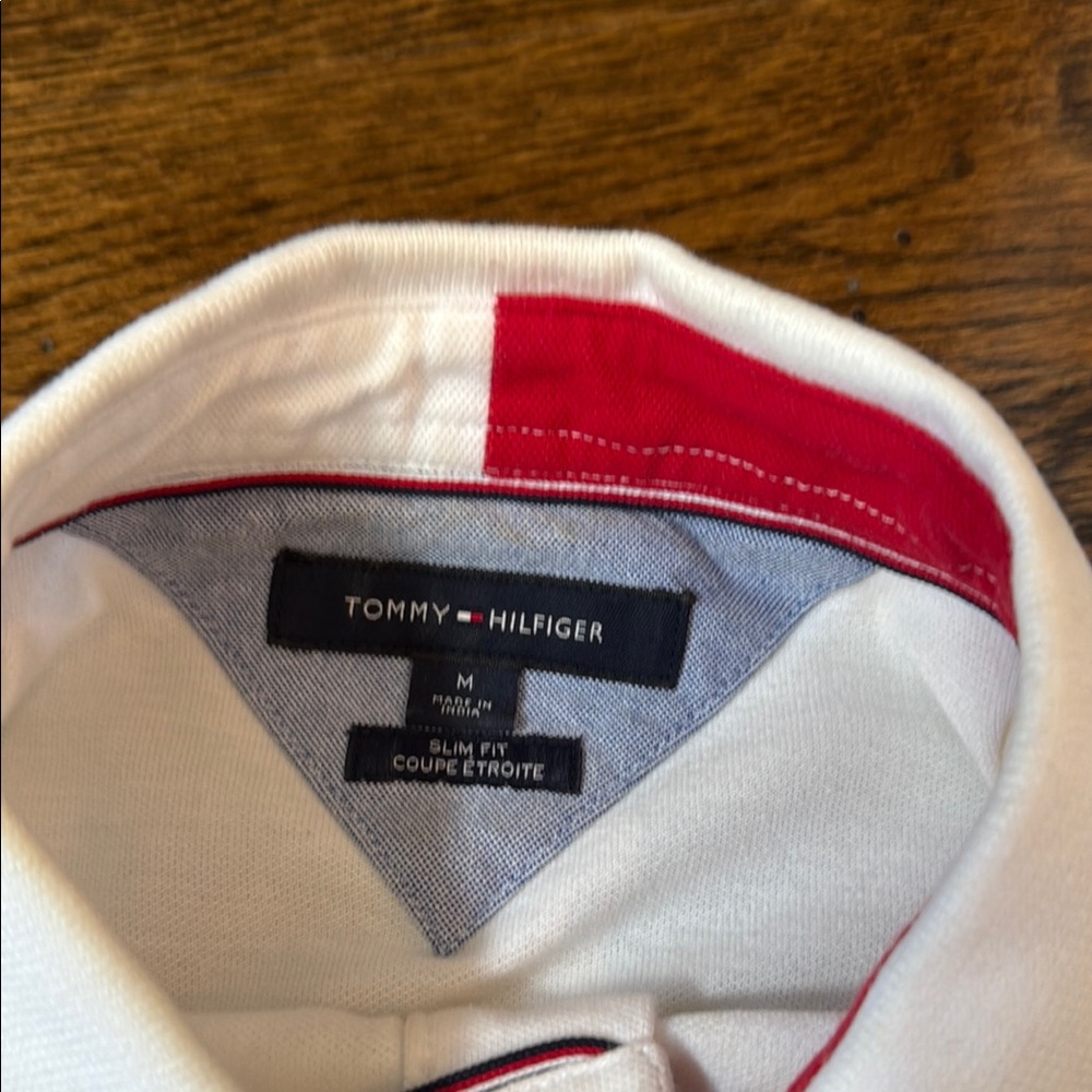 Tommy Hilfiger White and Red Polo Shirt Classic Style - Picture 2 of 4
